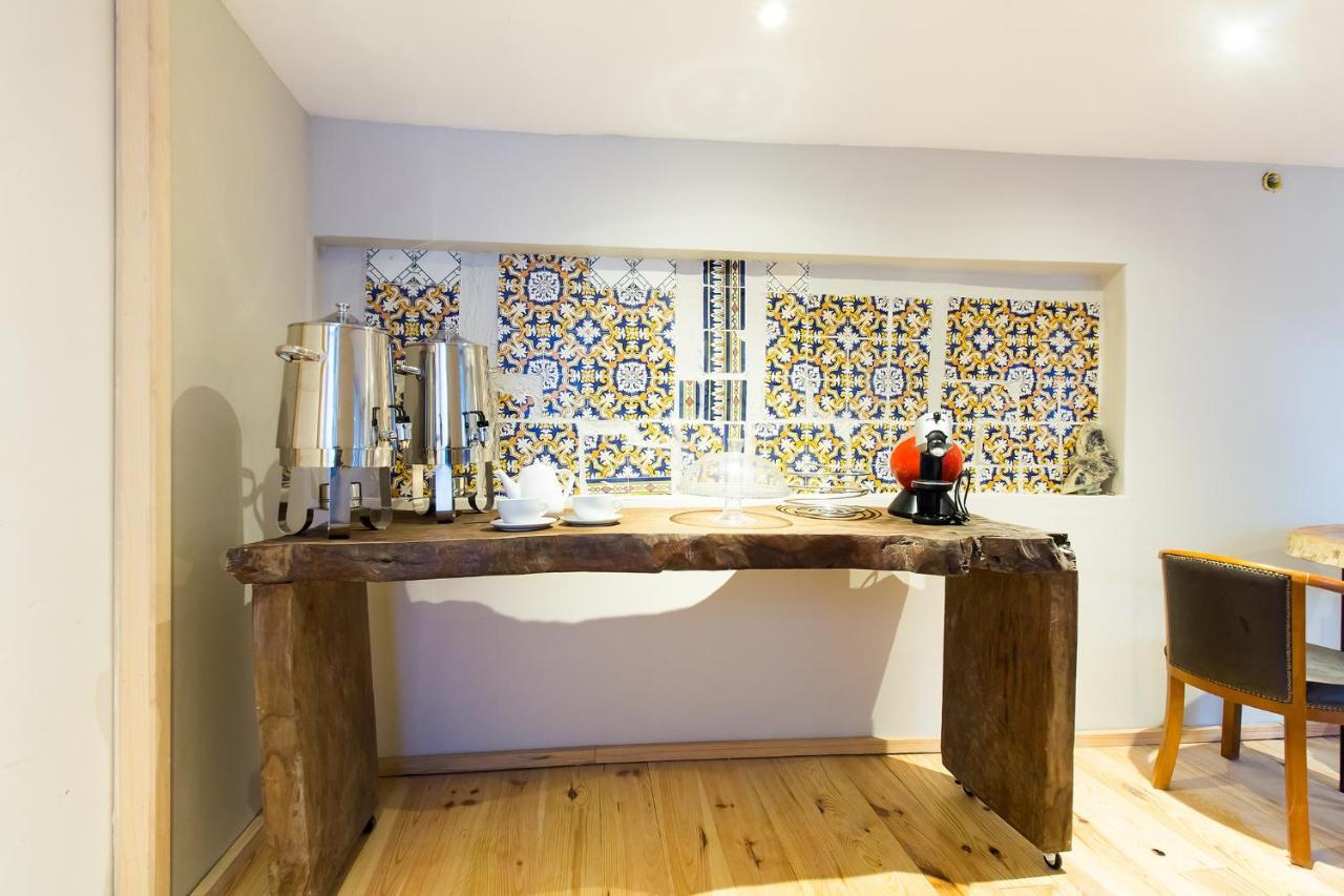 Feel At Home Guest House Ovar Exterior foto